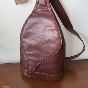 Vintage Leonardo leather backpack